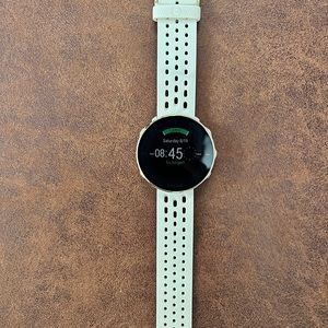 Polar Vantage M2 fitness watch